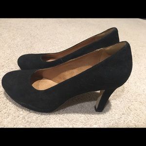 Clark’s 6.5 heel. Sexy great shape